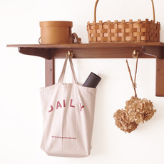 Wall mounted coat rack in solid oak をアップしました