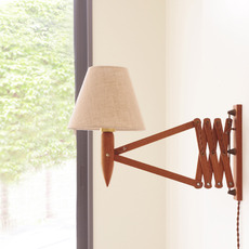 Movable wall lamp in solid teak & brass をアップしました