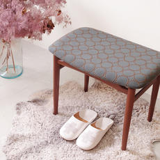 Stool in teak (mina perhonen) をアップしました