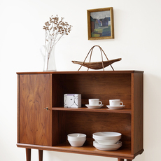 Cabinet with key in teak をアップしました