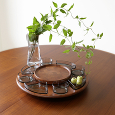 DIGSMED / Wooden tray with glassware をアップしました