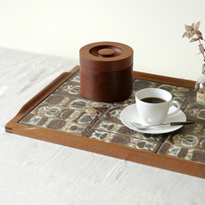 Canister in solid teak をアップしました