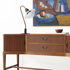 Console table in mahogany をアップしました