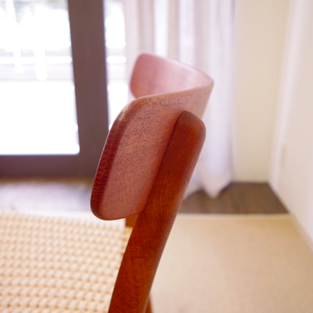 こまものと北欧家具の店 Salut / Hans J.Wegner / Dining chair CH23 こまものと北欧家具の店 Salut / Hans J.Wegner / Dining chair CH23