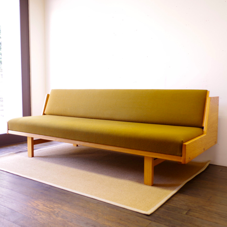 こまものと北欧家具の店 Salut / 【張替代込】Hans.J.Wegner / Daybed