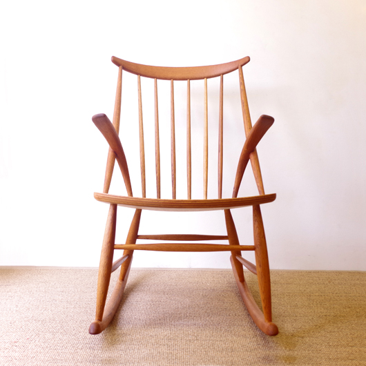 こまものと北欧家具の店 Salut / Illum Wikkelso / Rocking こまものと北欧家具の店 Salut / Illum Wikkelso / Rocking